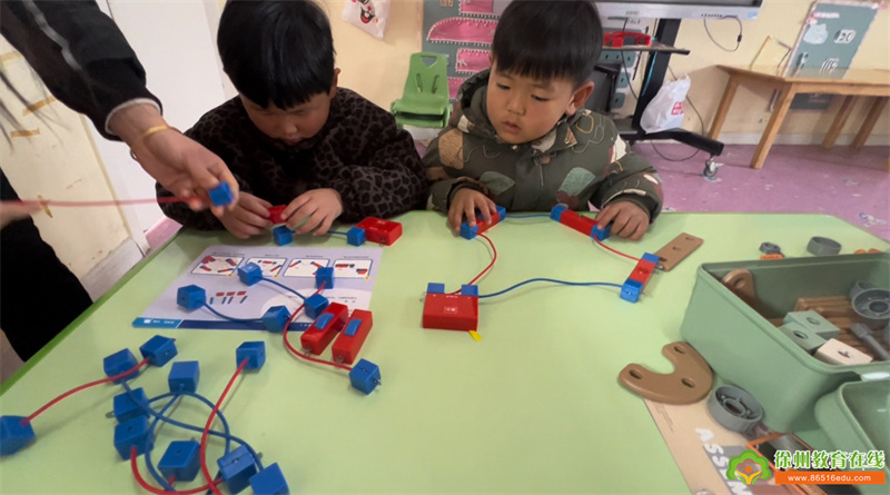 关注幼儿发展 ，科学开展区域活动——汴塘镇中心幼儿园科学区探索活动