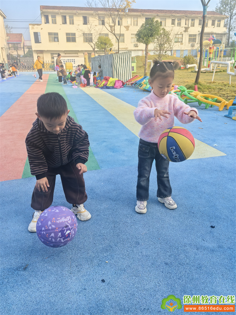 小手拍拍，趣享运动——单集镇黄集幼儿园中一班健康活动