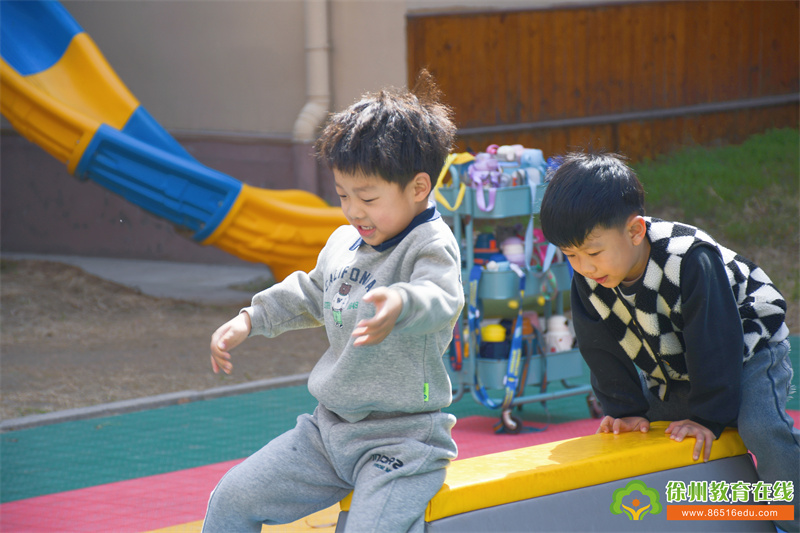 菁幼：春天，是个动词