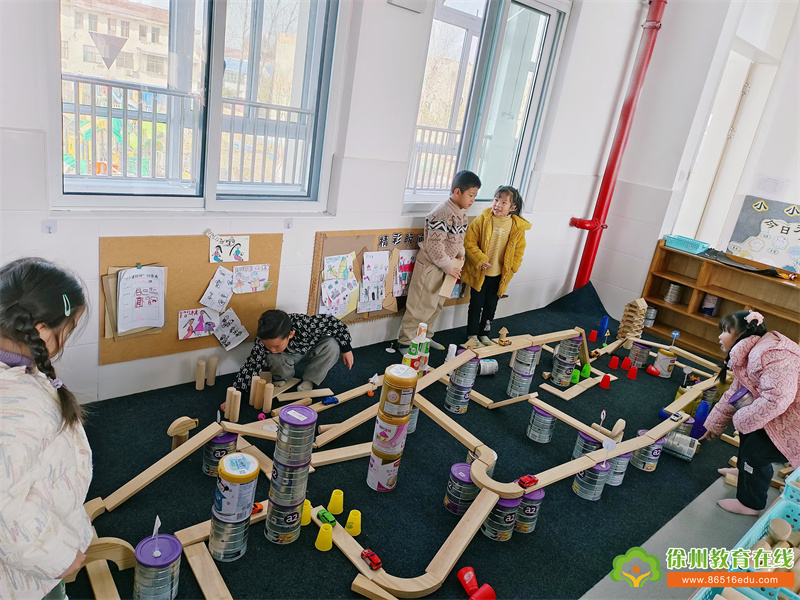 小小建筑师——单集镇黄集幼儿园大一班建构区里的成长之旅