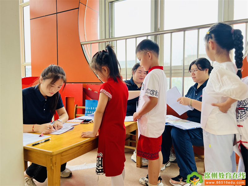 呵护幼儿视力，点亮“视”界“睛”彩——星光第二实验幼儿园视力健康监测活动