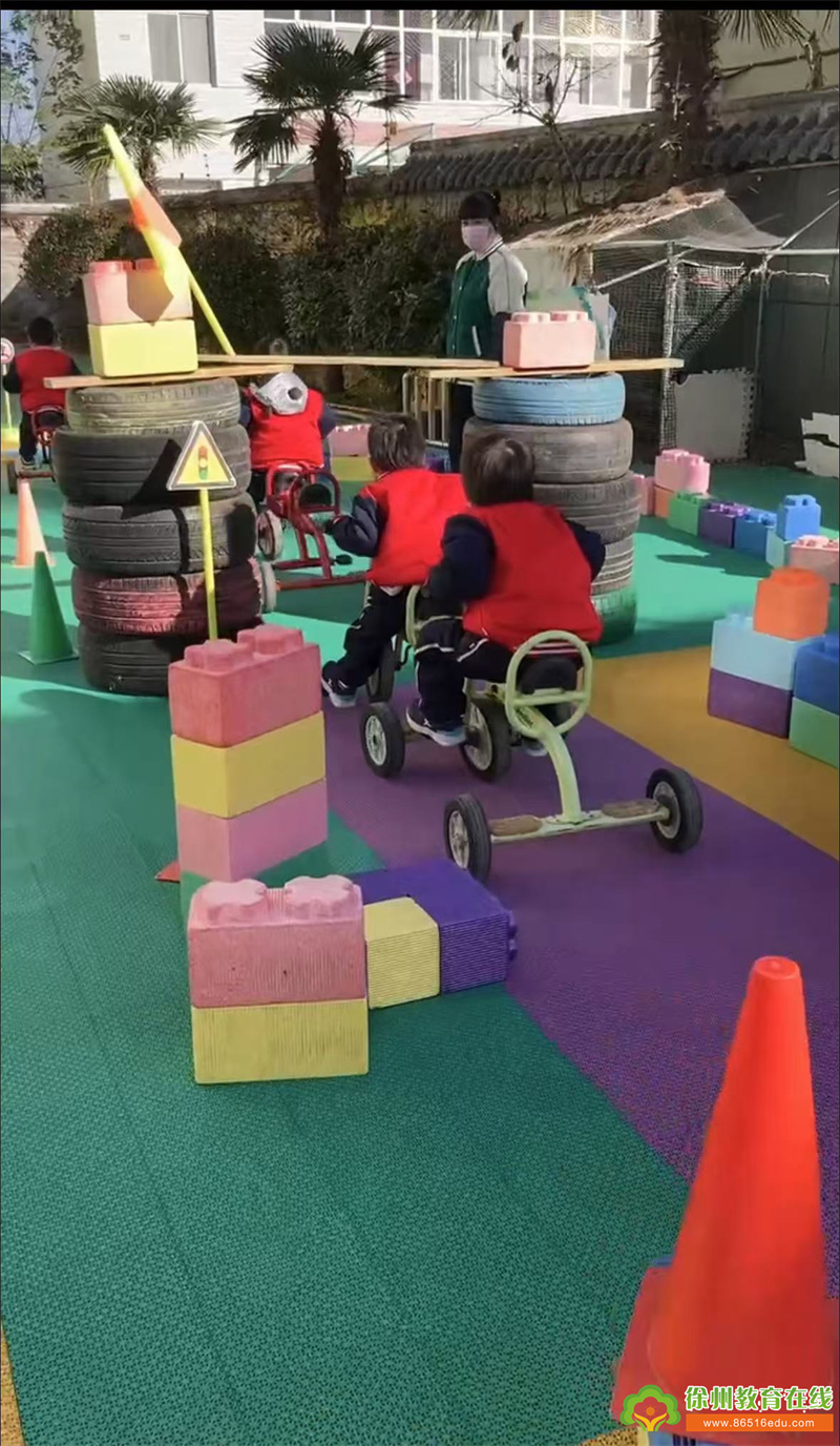 单集镇中心幼儿园中班萌娃的“骑行创想”之旅