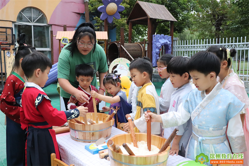 月满中秋，“童”享欢乐——人之初教育集团华润幼儿园合宿主题活动