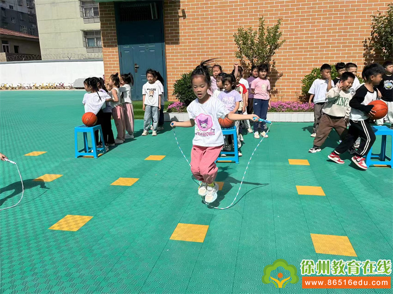 乐享运动 健康成长——大许镇中心幼儿园大班组幼小衔接之运动会