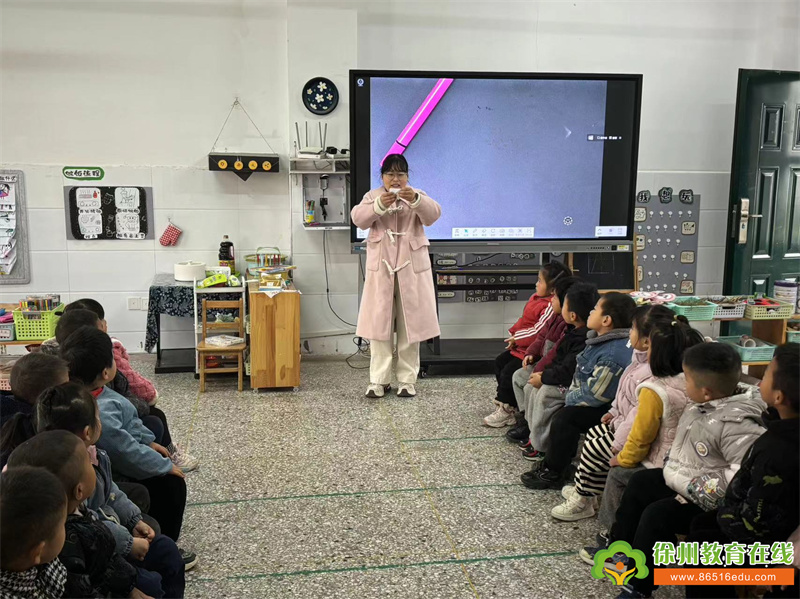 贺庄幼儿园：纸巾晕染，在色彩中探索艺术奥秘