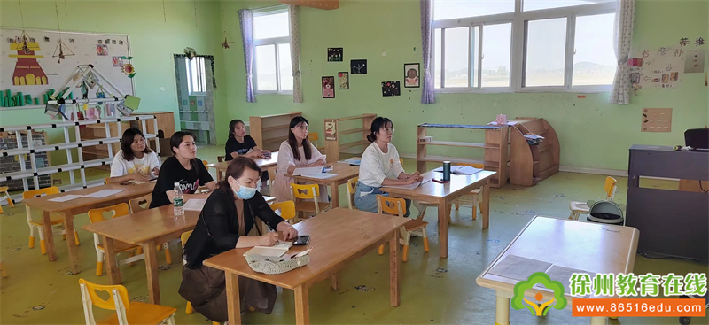 临“震”不慌，安全童行——汴塘镇中心幼儿园开展防地震安全疏散演练活动