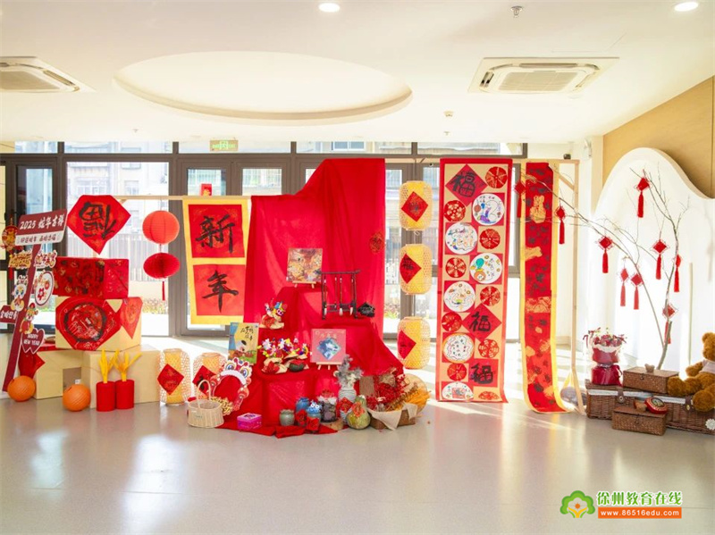 「机关幼」“庙”趣横生 福满蛇年