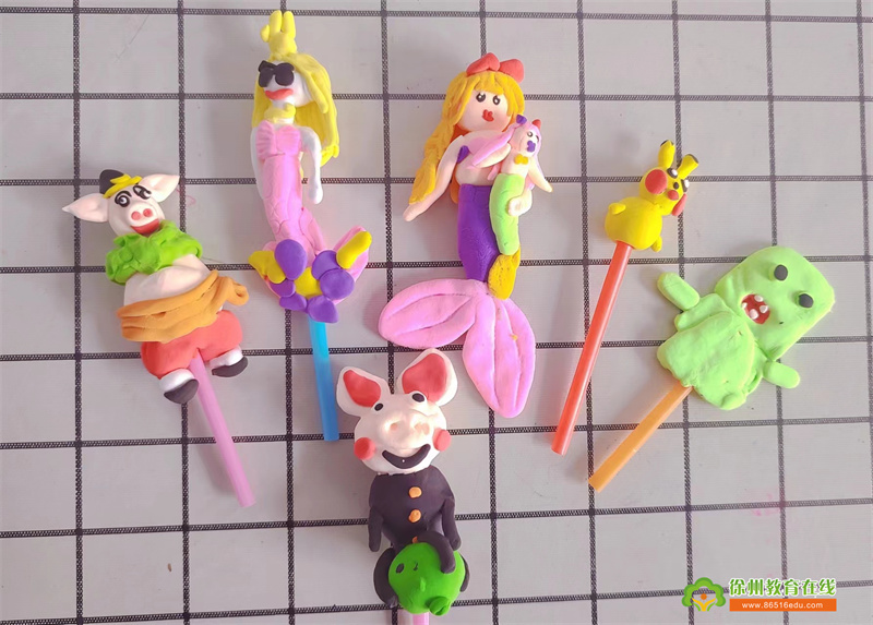 单集镇中心幼儿园——捏泥人活动