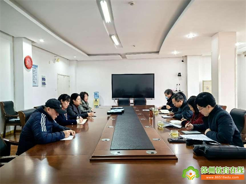 二实幼迎接市教育局领导校园安全专项督查