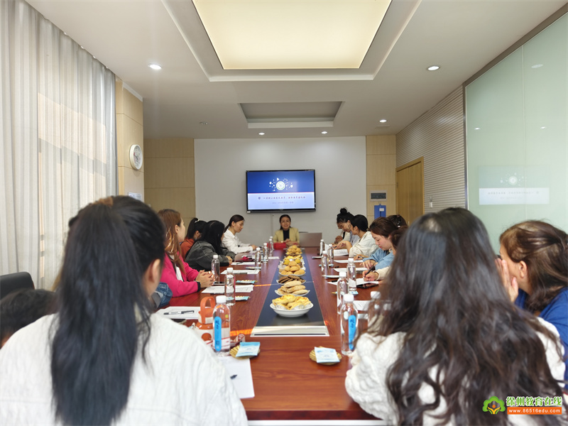 “食”心“食”意、“食食”在在 ——一实幼召开小班家长委员、膳食委员会