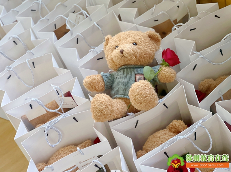 立德树人谱新篇 强国有我振师魂——泉山区机关幼儿园教师节系列活动