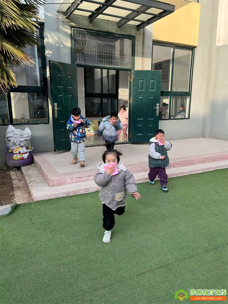 生命无彩排，防范于未然——单集镇贺庄幼儿园消防安全演练