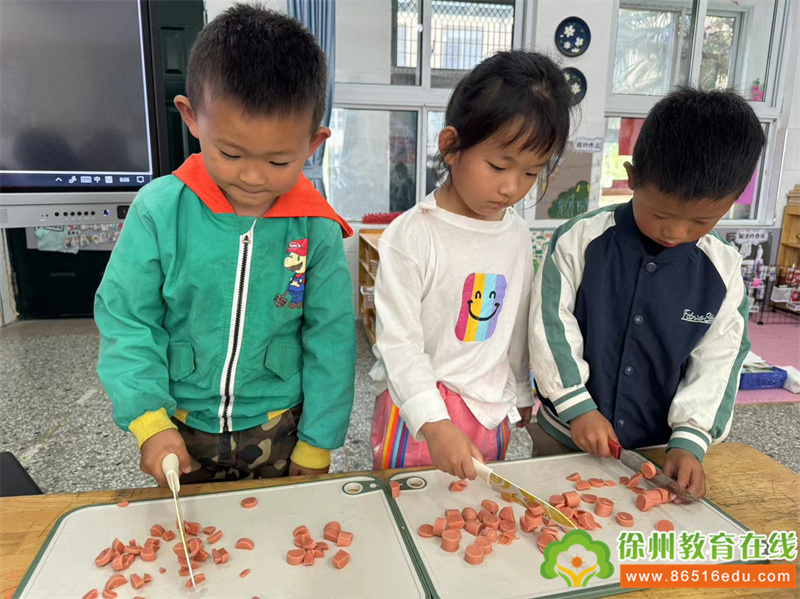 美好“食”光，“育”见幸福——单集镇贺庄幼儿园中班食育课程火腿鸡蛋饼