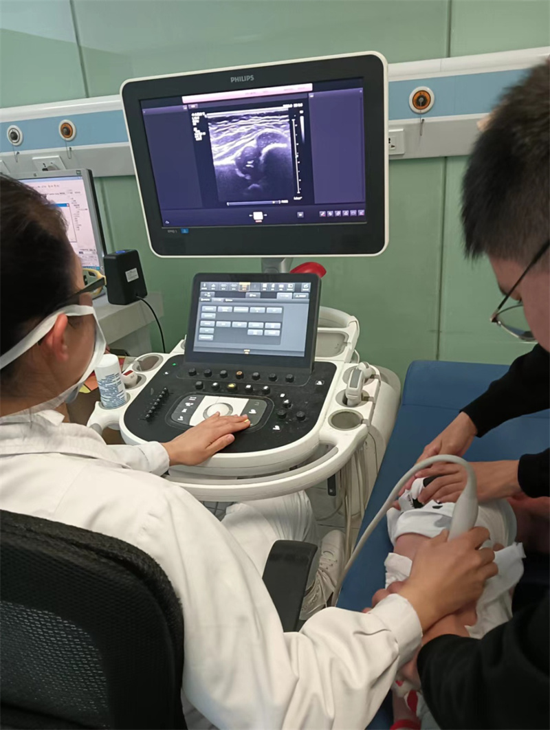 徐州市儿童医院科普：婴幼儿腿纹不对称，超声检查探究竟
