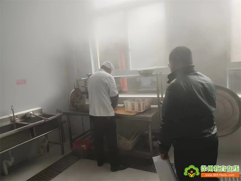 单集镇中心幼儿园：迎接铜山区教育局食品安全专项检查