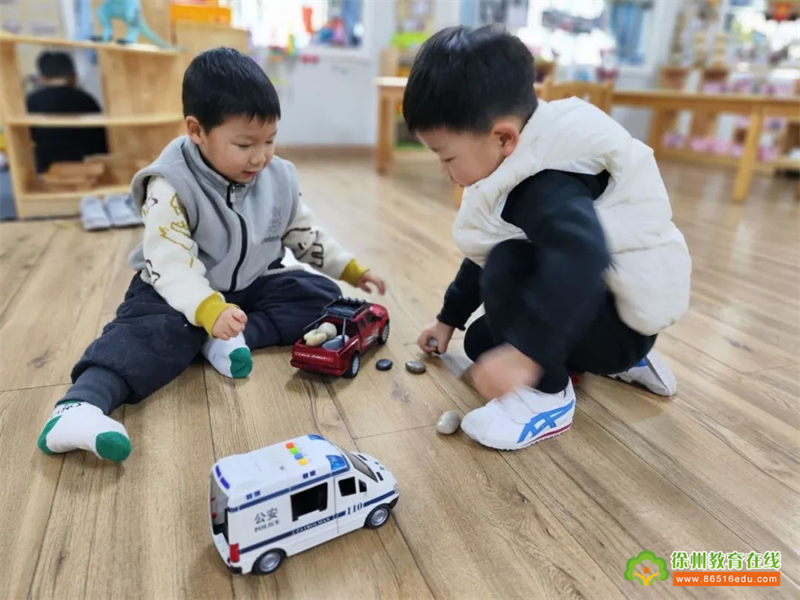 【沈实幼·新教育】小班组3月主题系列活动：车子叭叭叭