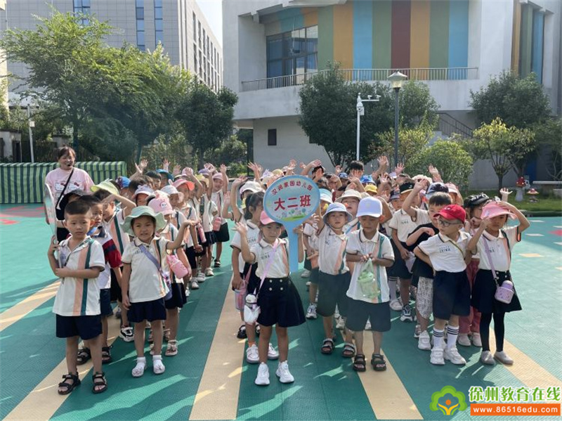 走进沛县经济开发区消防救援队——沛县汉兴街道汉润幼儿园大班安全教育活动