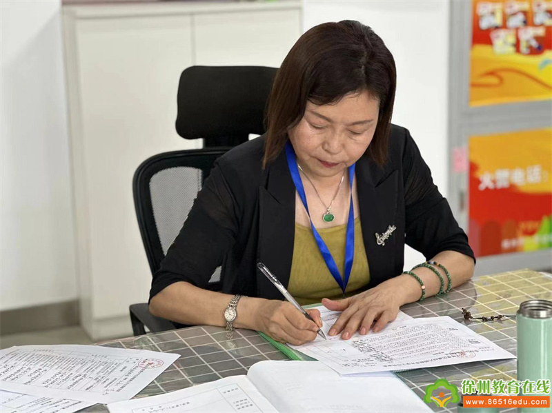 以“督”促成长 以“导”助提升——云龙区丽城幼儿园迎接区9月责任督学检查工作