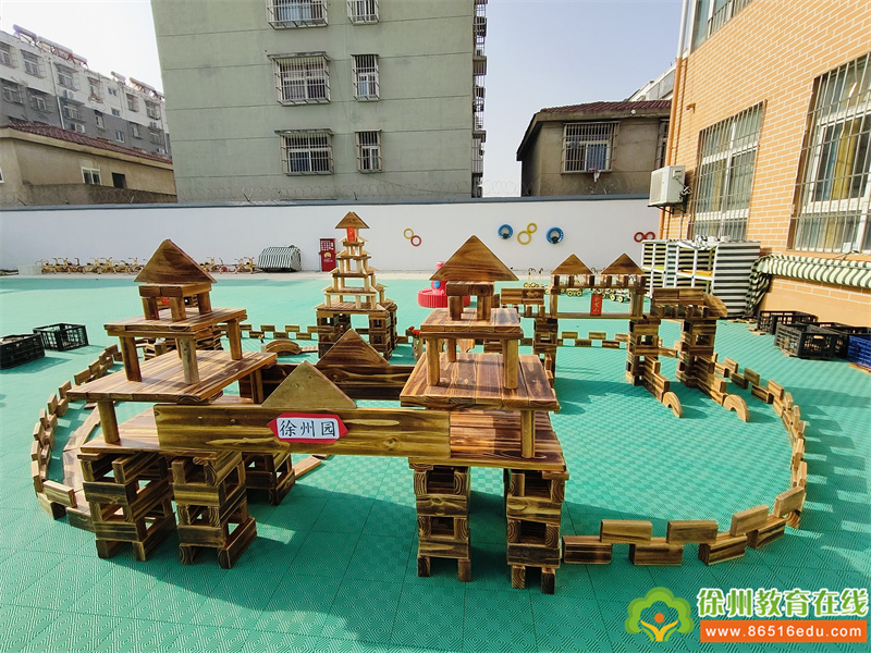 “积”情四溢 回归童真——大许镇中心幼儿园教师建构技能比赛活动