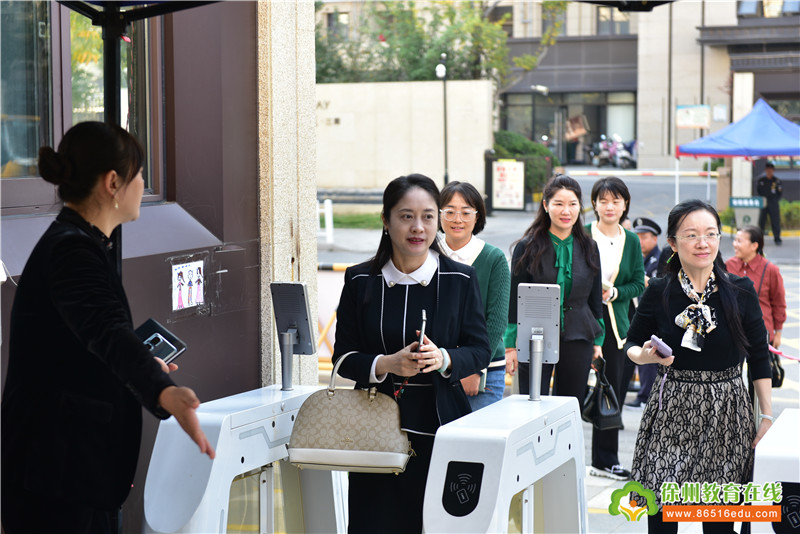 聚焦游戏化 视导促提升——金龙湖街道中心幼儿园接受徐州市课程游戏化项目视导活动